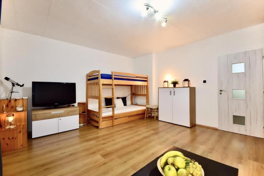 Апартаменты Apartman Jachymov - Klinovec Экстерьер фото